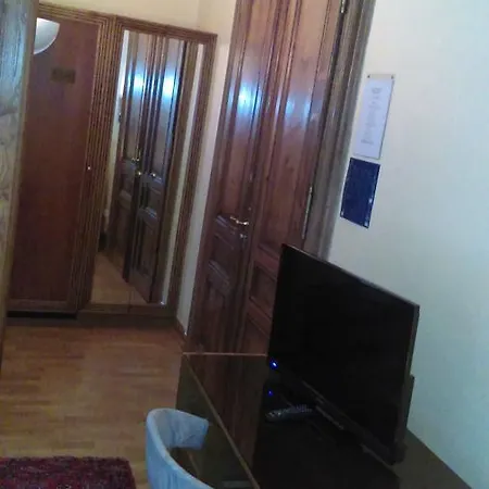 De L'orangerie Отель 3*