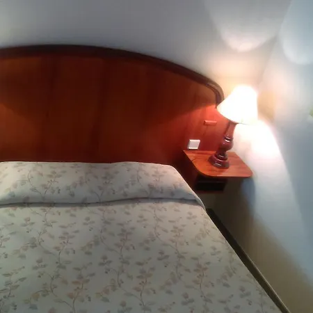 De L'orangerie Отель 3*